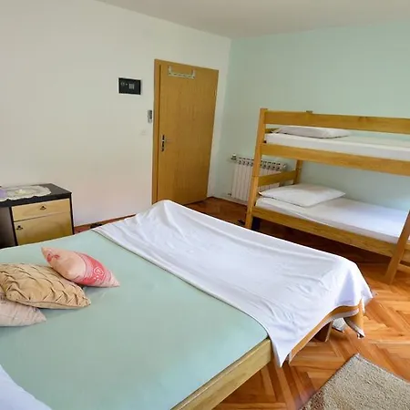 Nada Guest house